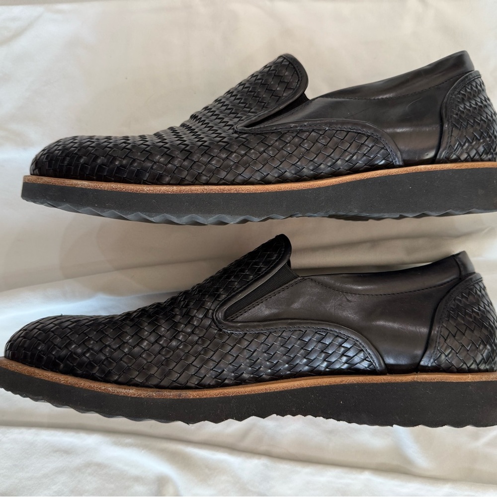 Men's Black Woven Leather Slip-On Loafers - Picture 6 of 11
